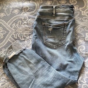 Silver Jeans Suki Skinny Crop